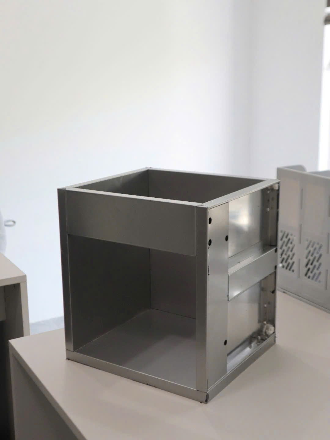 Thùng tủ inox 1 lớp - mẫu tủ bếp